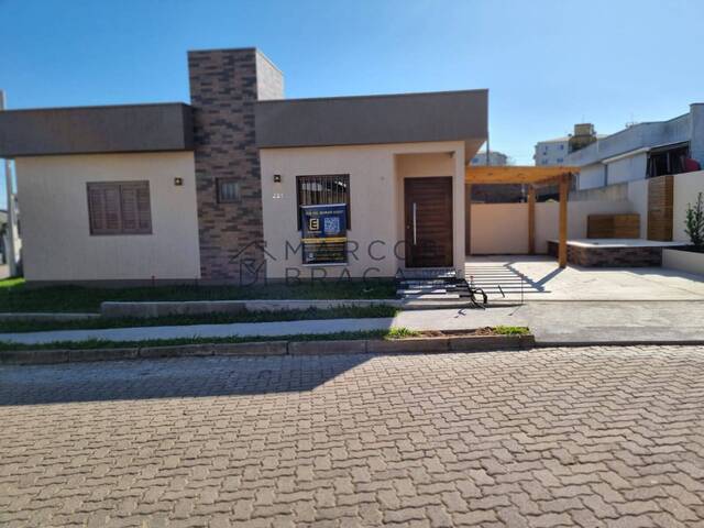 #13 - Casa para Venda em Montenegro - RS - 2