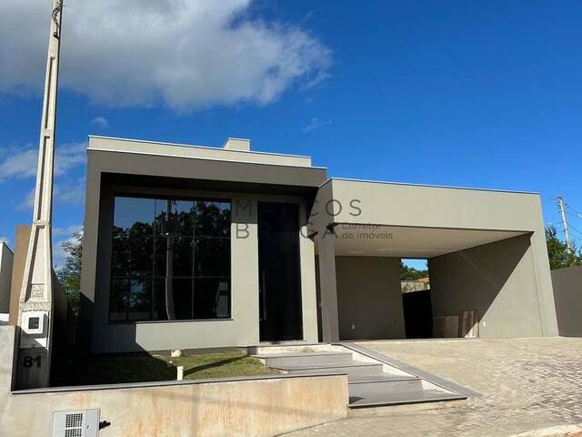 #16 - Casa para Venda em Montenegro - RS - 2