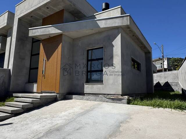 #40 - Casa para Venda em Montenegro - RS - 2